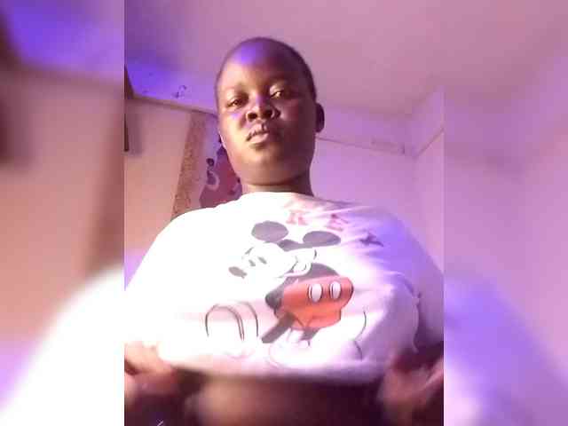 MissVee webcam