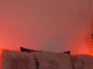 CrystalRed Porn Show