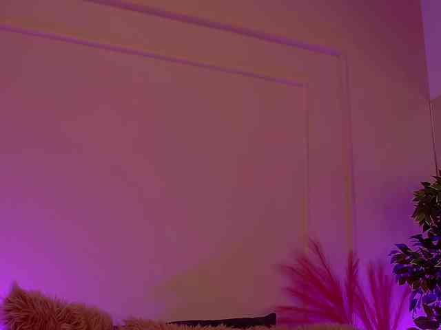 CrystalRed webcam
