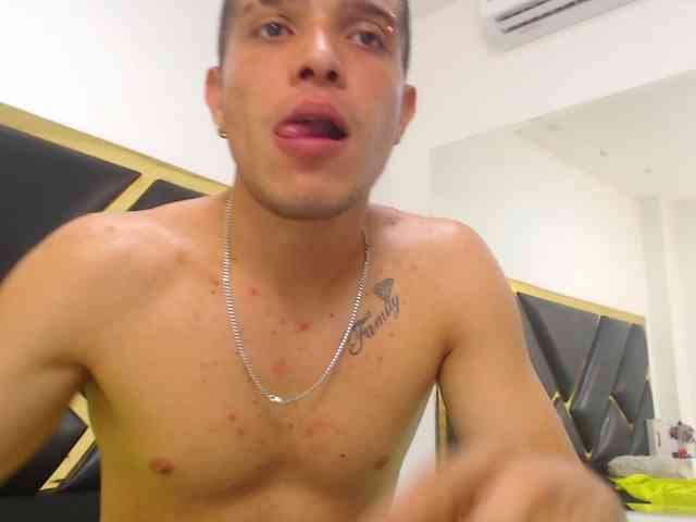 JimmyPamela webcam