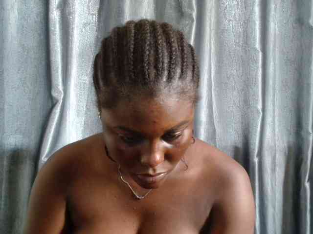 Chocoslut22 webcam