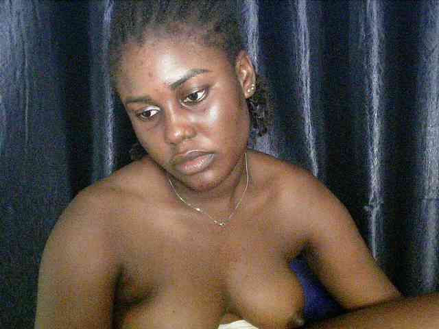 Chocoslut22 webcam