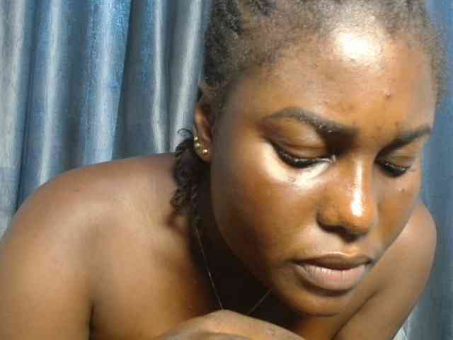 Chocoslut22 webcam