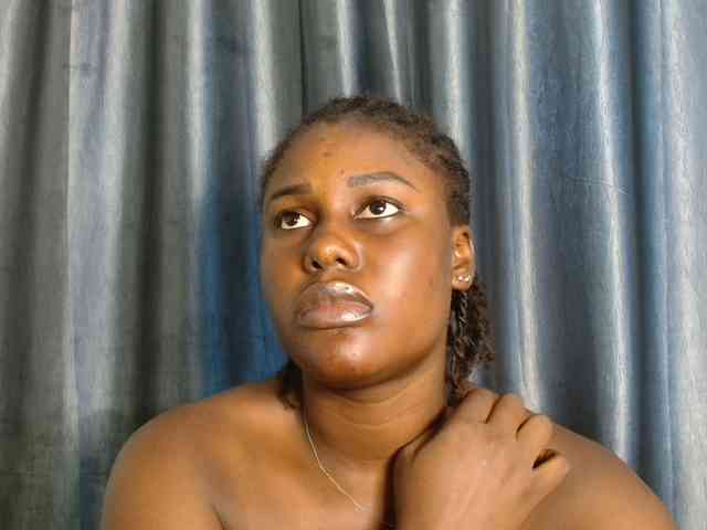 Chocoslut22 webcam