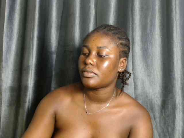 Chocoslut22 webcam