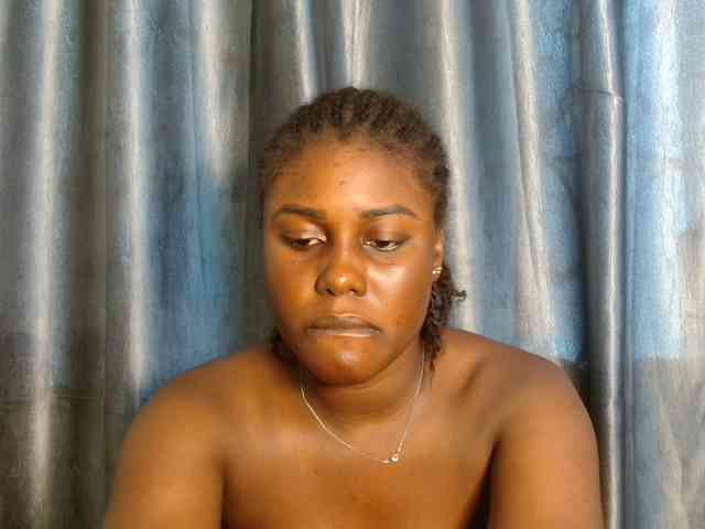 Chocoslut22 webcam