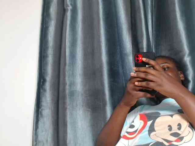 Chocoslut22 webcam
