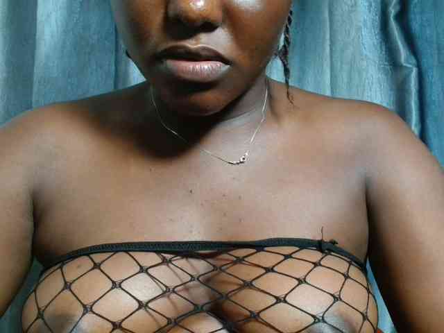 Chocoslut22 webcam