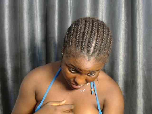 Chocoslut22 webcam