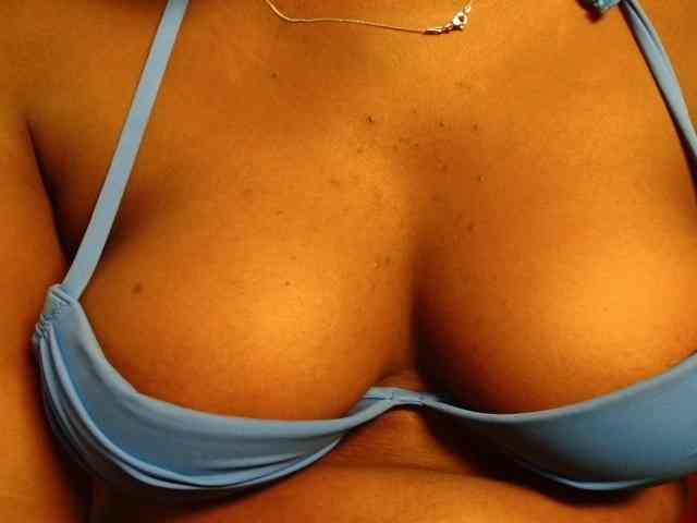 Chocoslut22 webcam