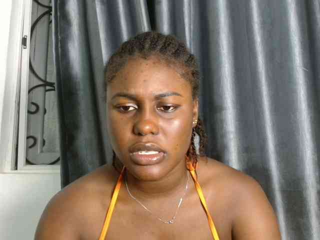 Chocoslut22 webcam