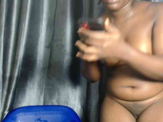 Chocoslut22 webcam