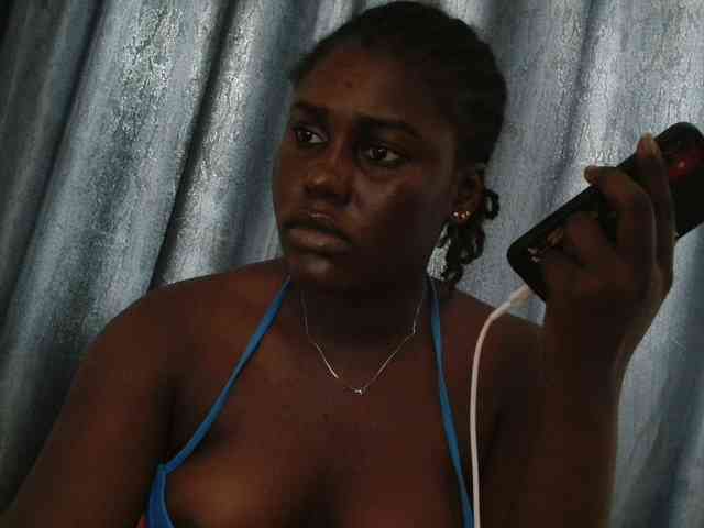 Chocoslut22 webcam