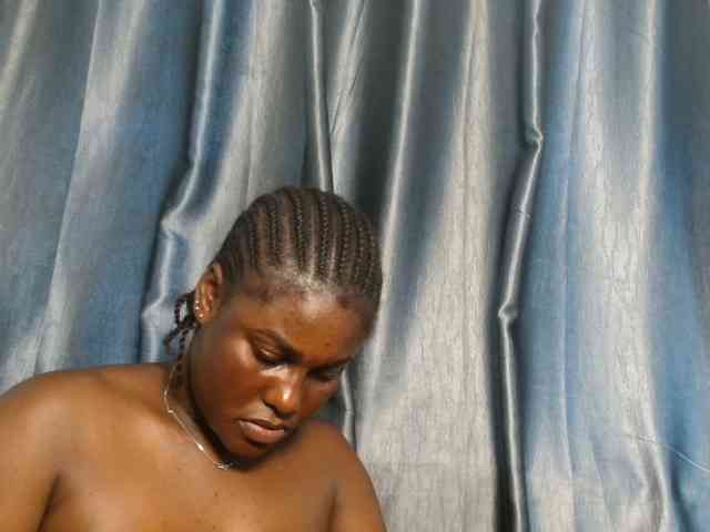 Chocoslut22 webcam