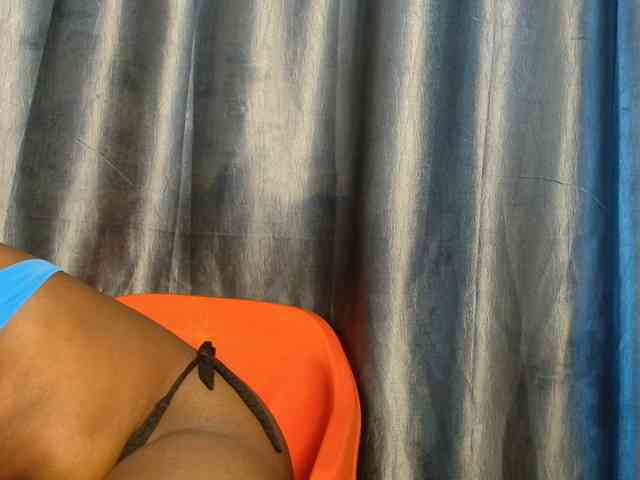 Chocoslut22 webcam
