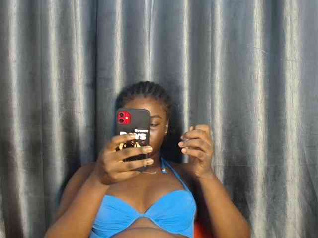 Chocoslut22 webcam