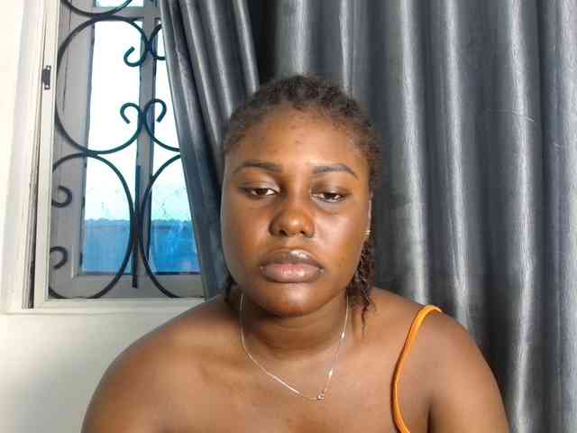 Chocoslut22 webcam