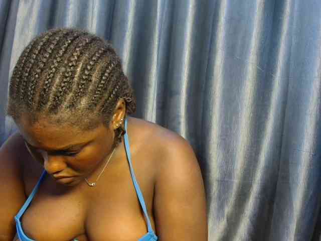 Chocoslut22 webcam