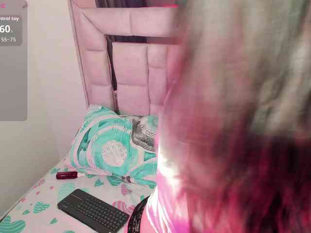 Wicked-Heaven webcam