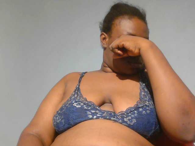 Freakyslut5 from BongaCams