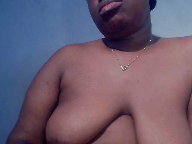 Freakyslut5's BongaCams show and profile