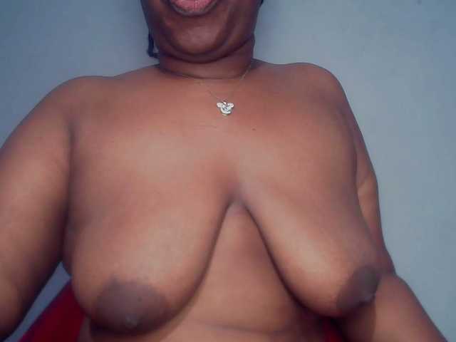 Freakyslut5's BongaCams show and profile