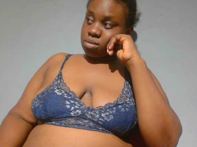 Freakyslut5 – webcam model profile photo