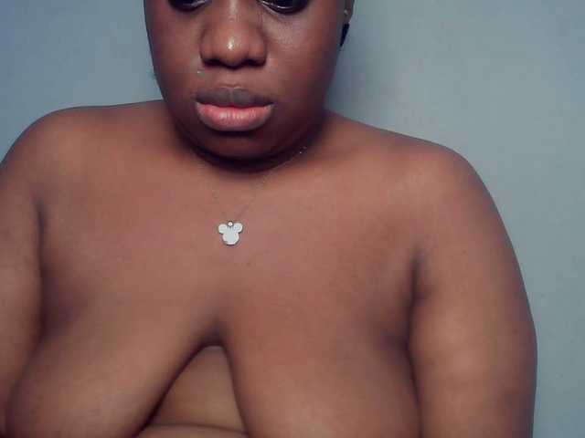 Freakyslut5's BongaCams show and profile