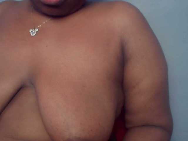 Freakyslut5's BongaCams show and profile