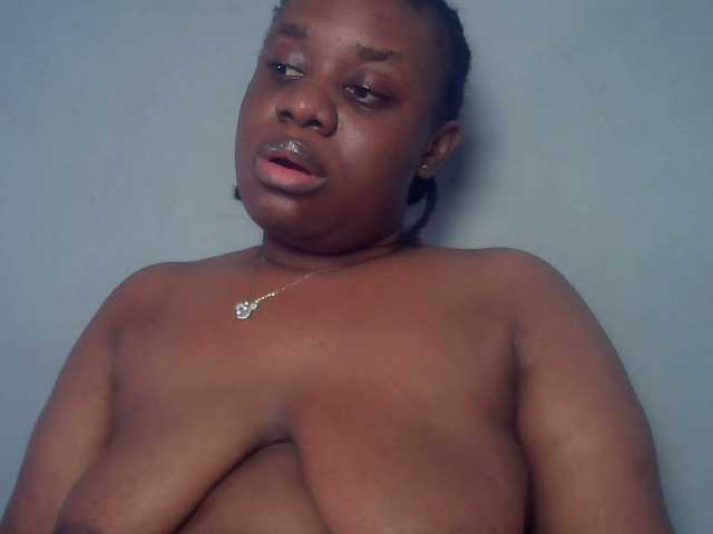 Freakyslut5's BongaCams show and profile