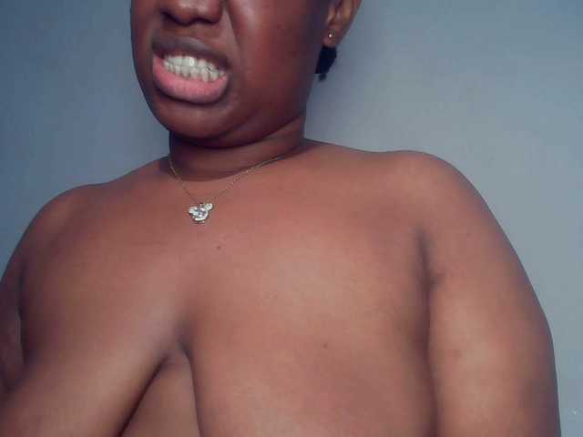 Freakyslut5's BongaCams show and profile