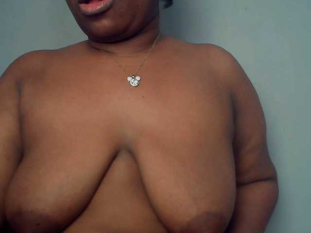 Freakyslut5's BongaCams show and profile