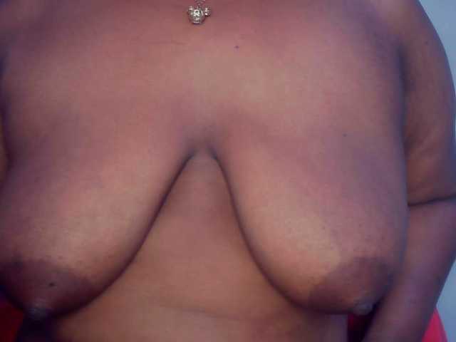 Freakyslut5's BongaCams show and profile