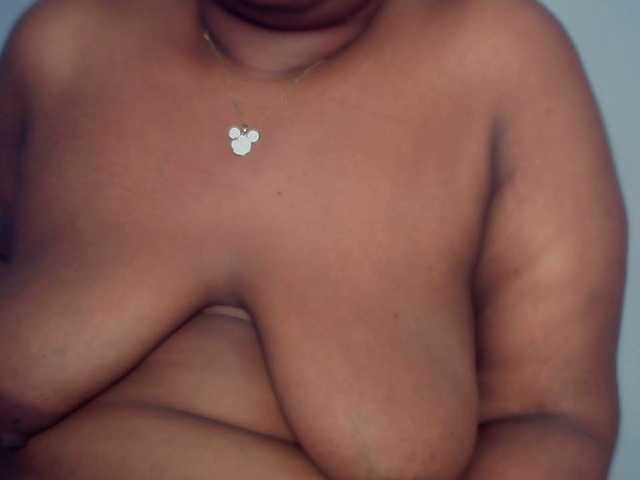 Freakyslut5's BongaCams show and profile