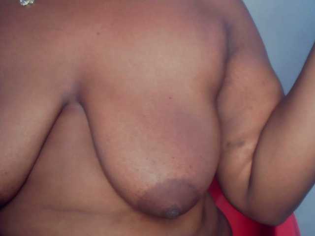 Freakyslut5's BongaCams show and profile