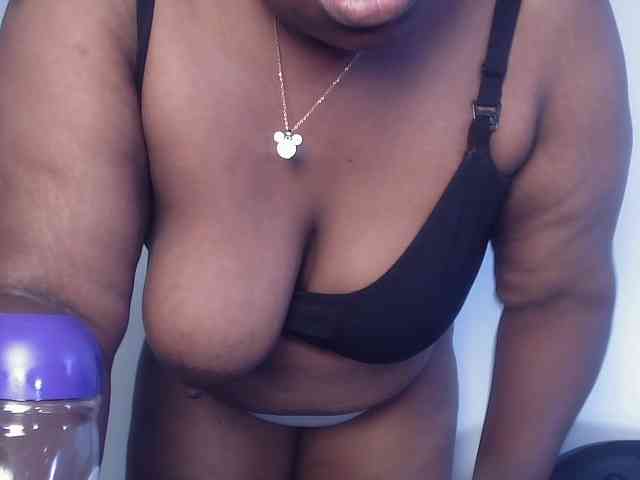 Freakyslut5 webcam