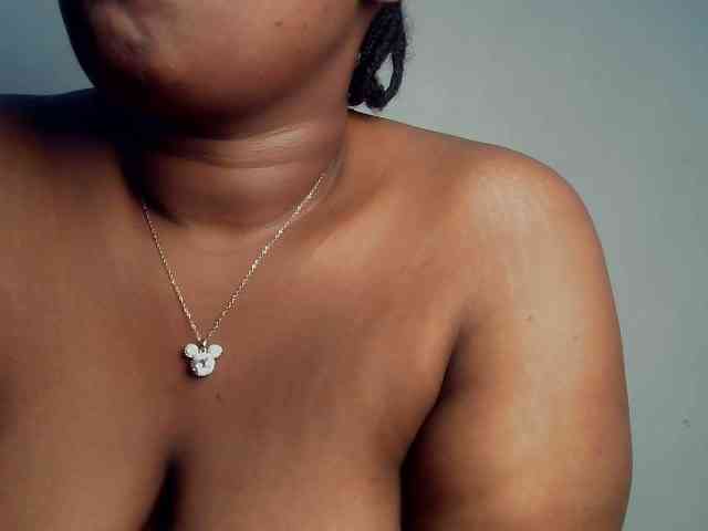 Freakyslut5 webcam