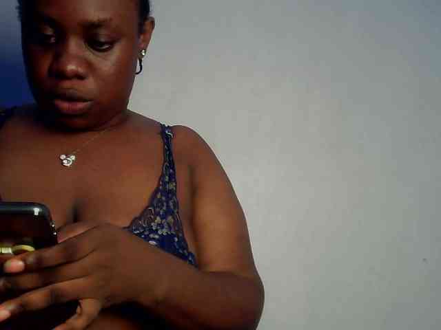 Freakyslut5 webcam