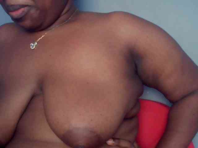 Freakyslut5 Live Webcam on BongaCams