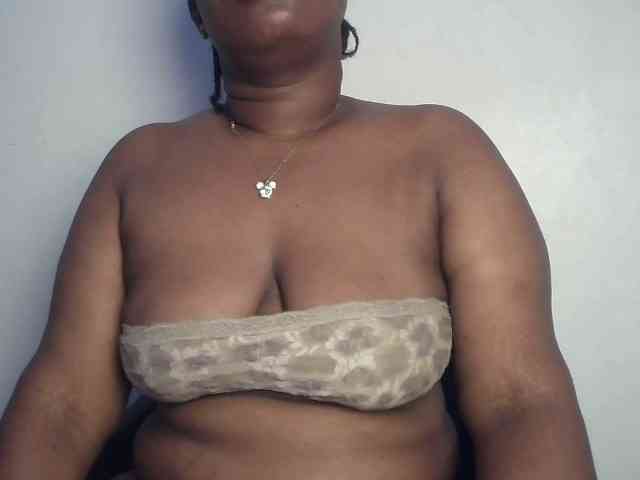 Freakyslut5 webcam