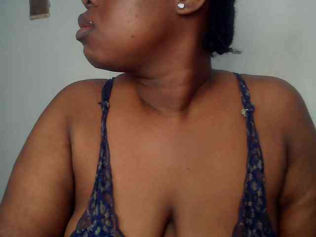 Freakyslut5 webcam