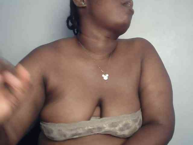Freakyslut5 webcam