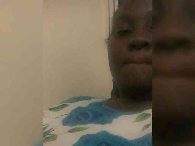 Renz25-2 bongacams