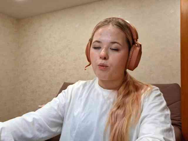TheressaLippi webcam