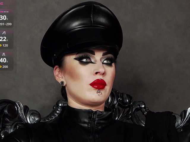 MistressVenena's BongaCams show and profile