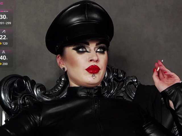 MistressVenena's BongaCams show and profile