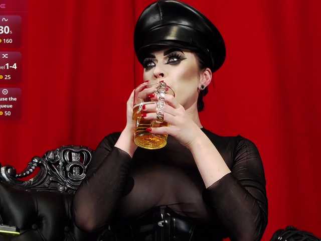 MistressVenena's BongaCams show and profile