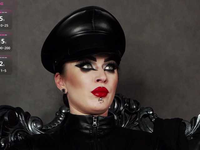 MistressVenena's BongaCams show and profile