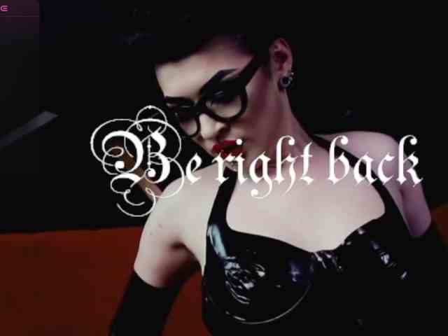 MistressVenena webcam