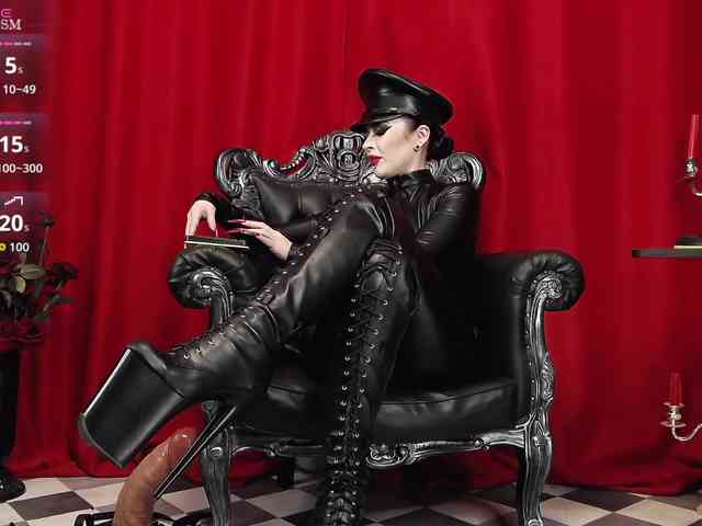 MistressVenena Live Webcam on BongaCams